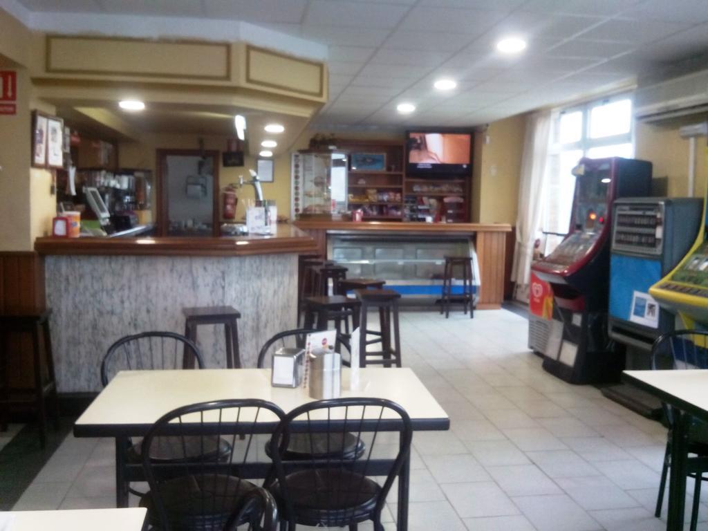 Hostal Chiquin 塔皮亚德卡萨列戈 外观 照片